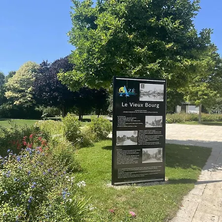 Charming 70 M2 House Near Mayenne * Aze (Mayenne)