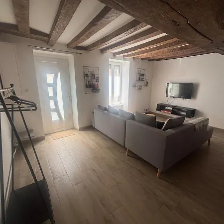 Charming 70 M2 House Near Mayenne Aze (Mayenne)