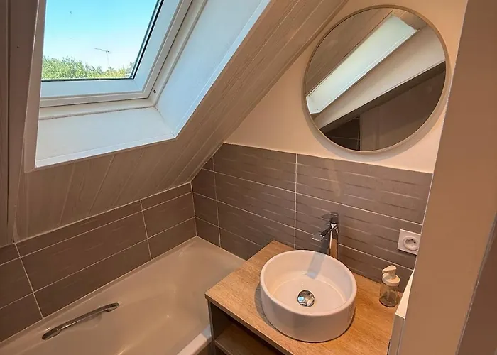 Charming 70 M2 House Near Mayenne